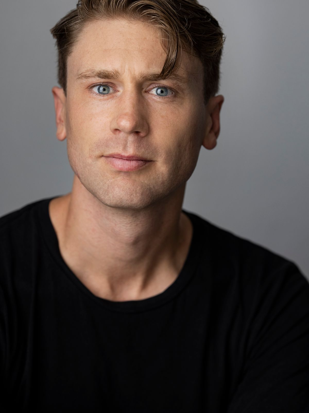 Primary profile photo